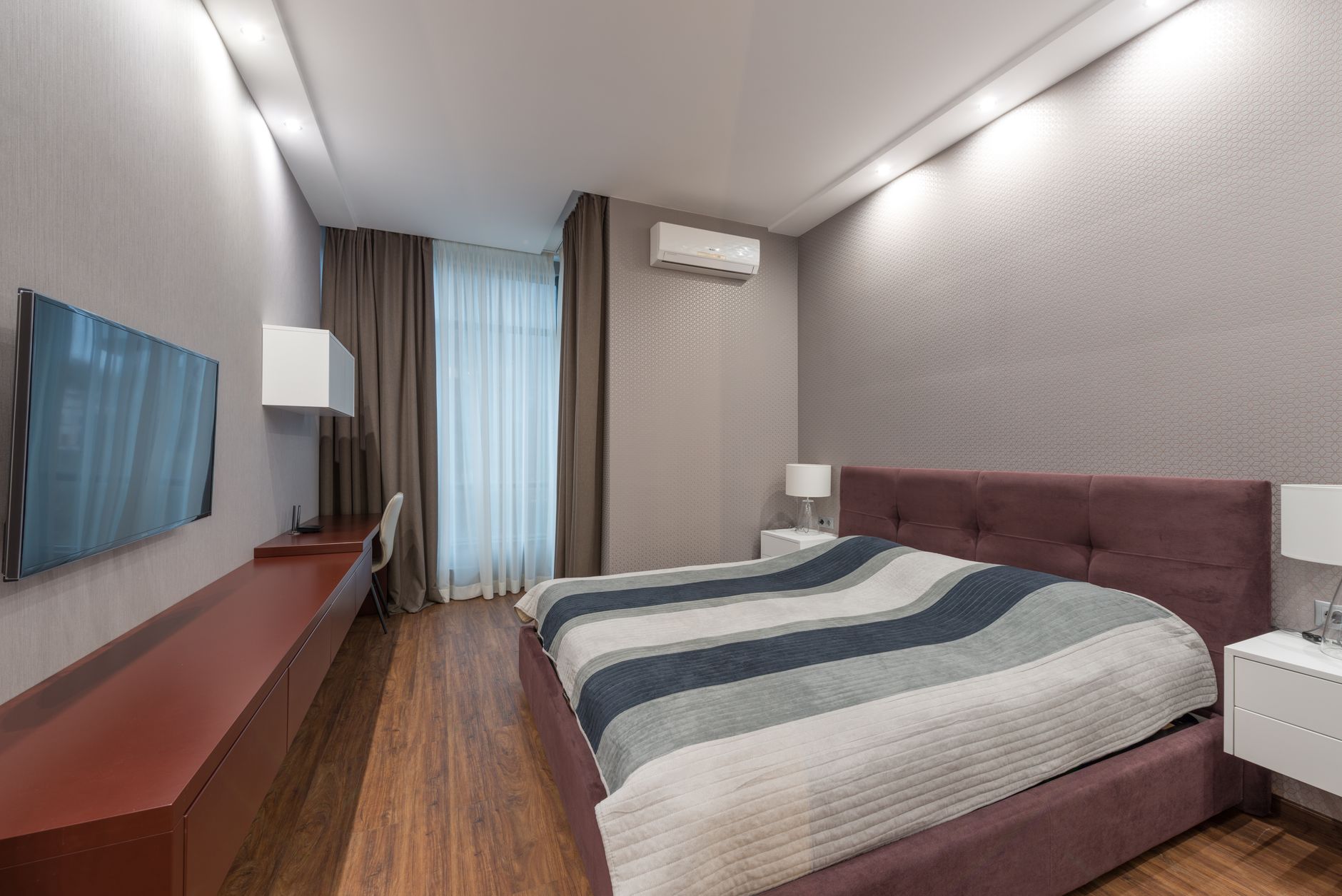 Crown Room